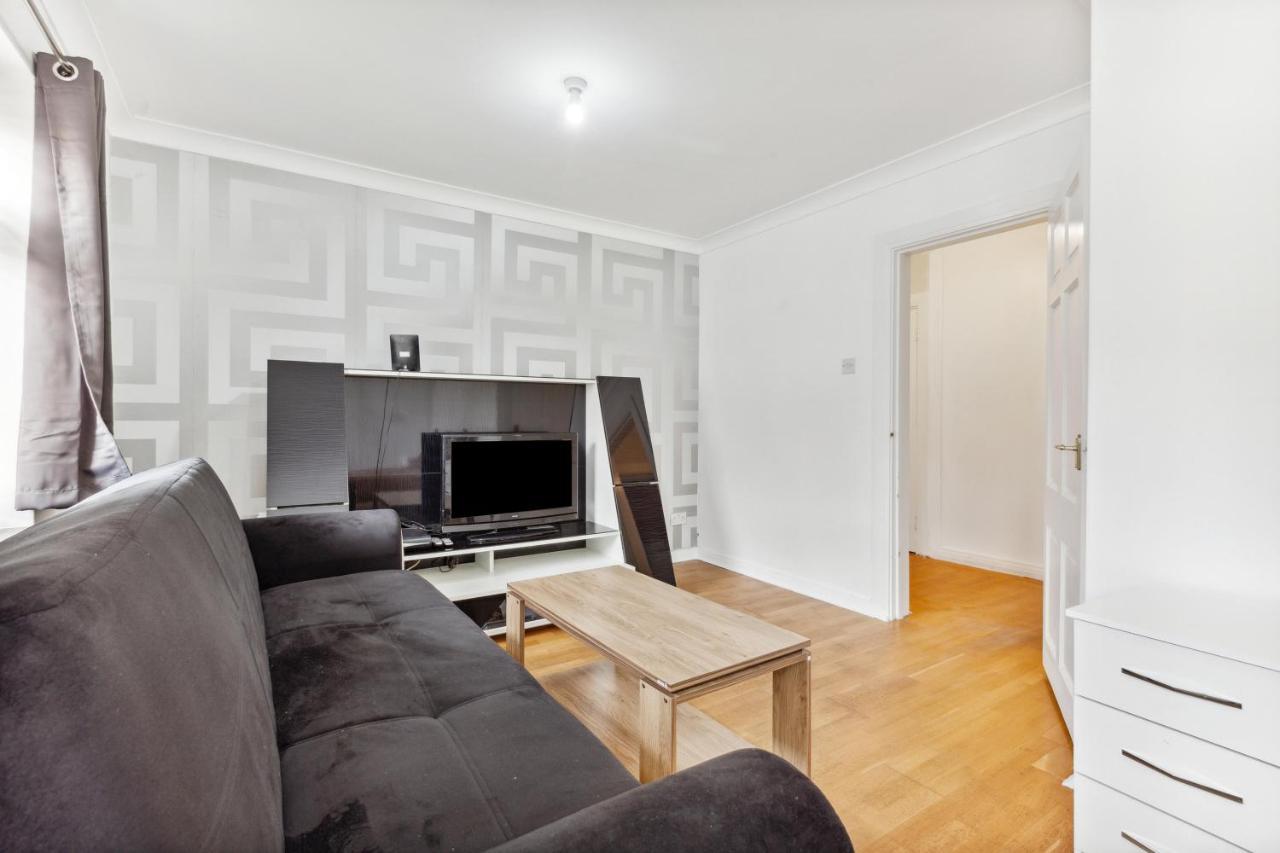 Cozy Stay Apartment Лондон Екстер'єр фото